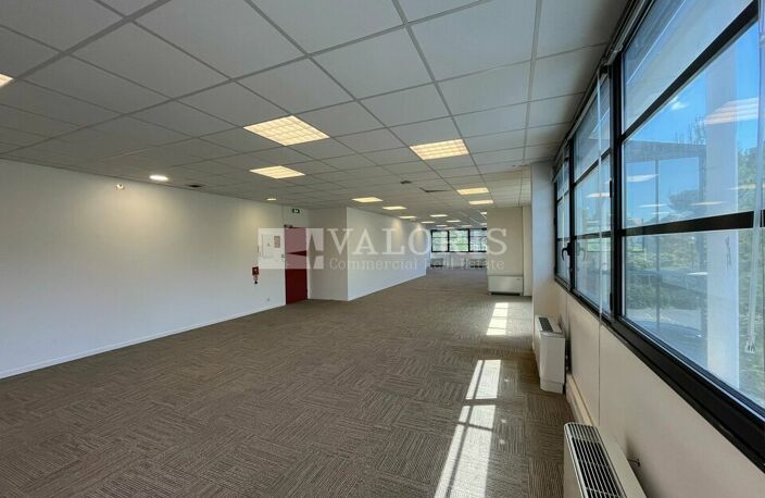 BUREAUX à LOUER — photo 5