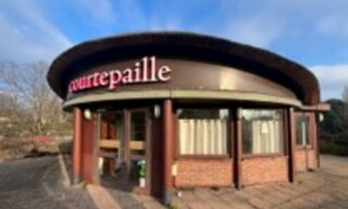 Commerce  291 m² à louer à Écully (69130)