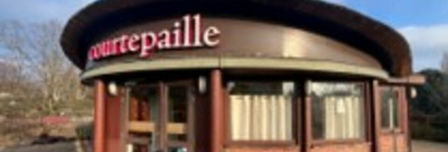 Commerce  291 m² à louer à Écully (69130)