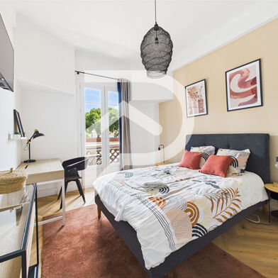 Appartement 5 pièces 440 €