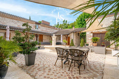 Maison 20 pièces 1370000 €