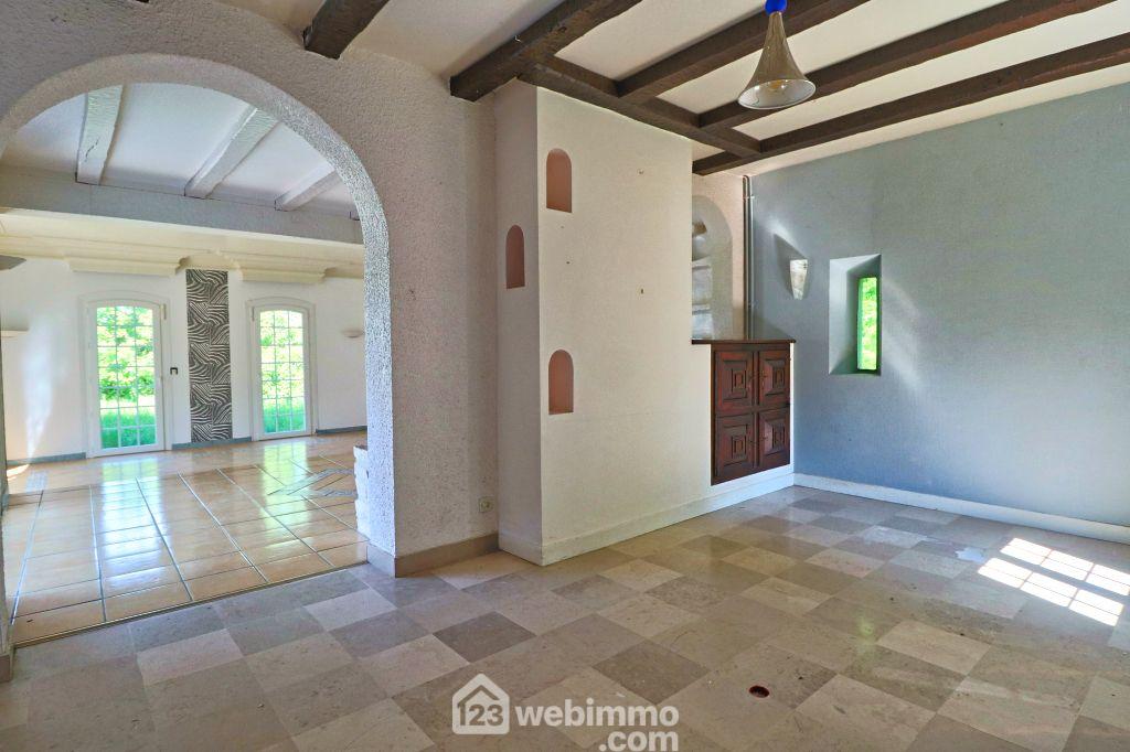 Photo Maison d'architecte - 196.93m² - Valence-en-Poitou image 3/4