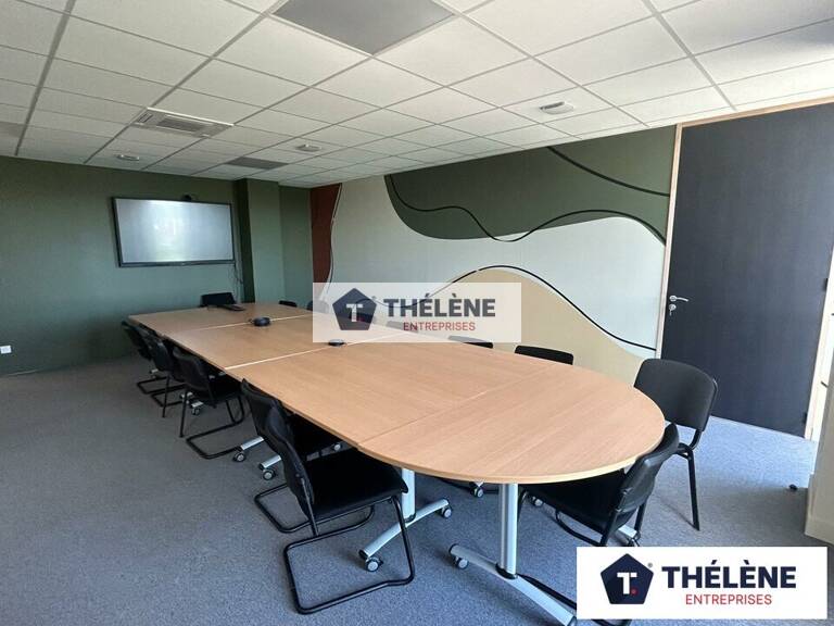 BUREAUX à VENDRE — photo 1