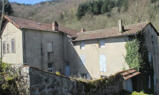 Maison 10 Pièces 309 m² à vendre à Saint-Pierre-sur-Doux (07520)