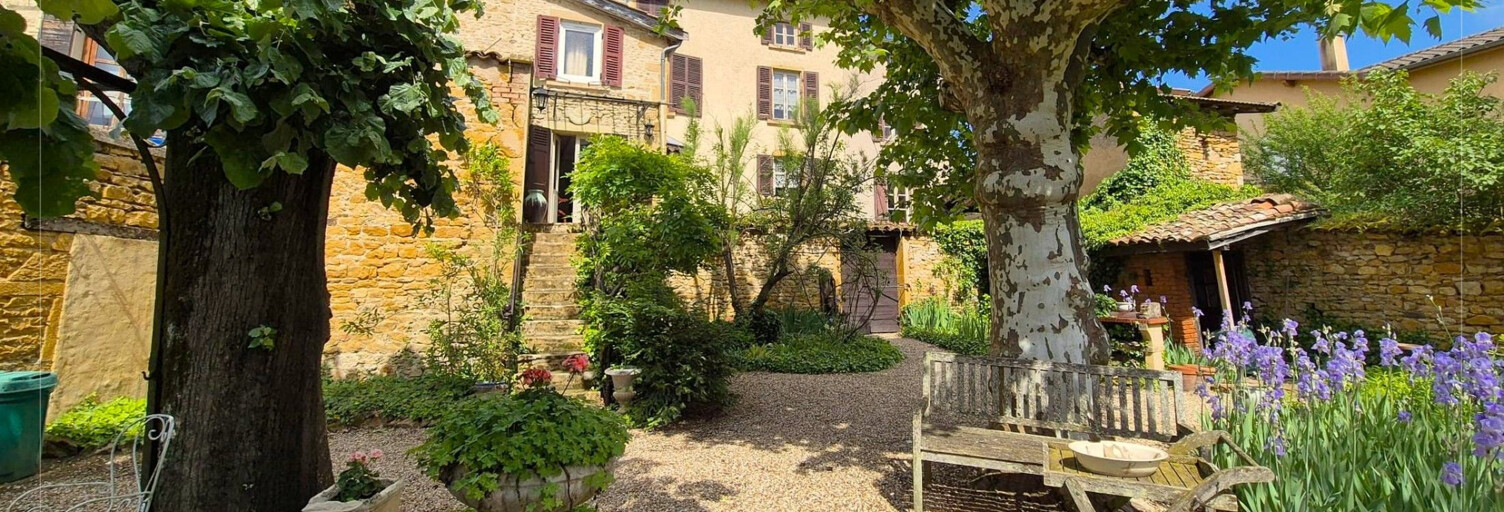 Maison 7 Pièces 195 m² à vendre à Val d'Oingt (69620)