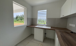 Maison 4 Pièces 71 m² à louer à Baie-Mahault (97122)