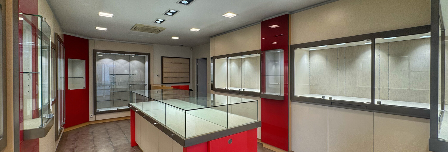 Commerce  72 m² à vendre à Saint-Palais (64120)