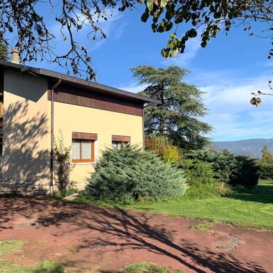 Maison 5 pièces 389000 €