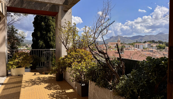 Villa / Maison 5 pièces  à vendre Aubagne 13400