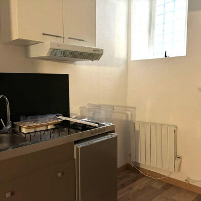 Appartement 1 pièces 310 €
