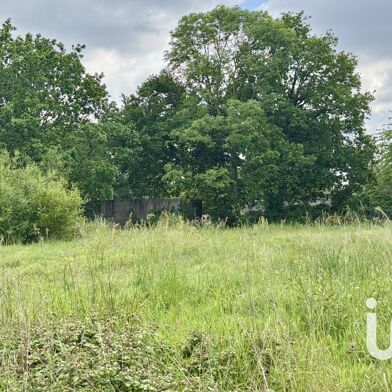 Terrain  239000 €