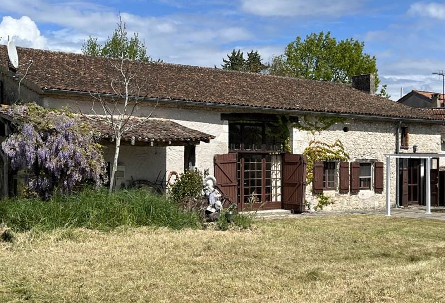 Maison en pierre de 6 pièces principales — photo 1