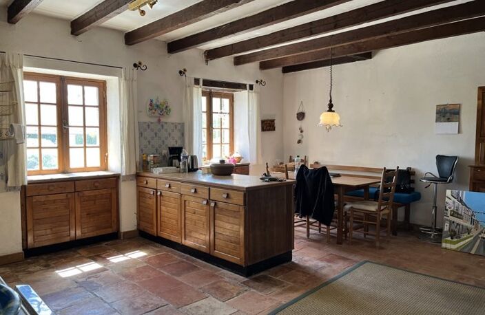 Maison en pierre de 6 pièces principales — photo 5