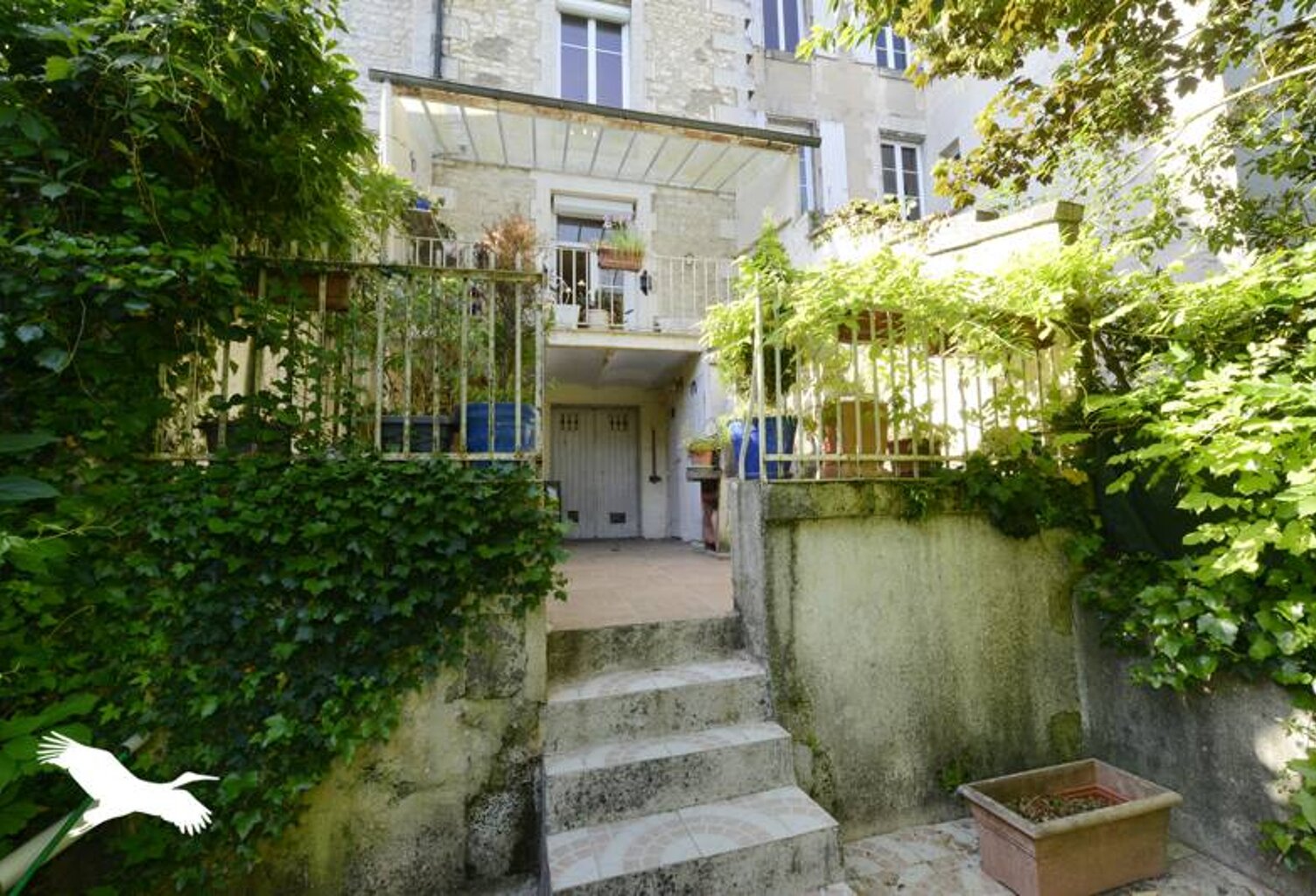 Maison de ville de 7 pièces principales — photo 1