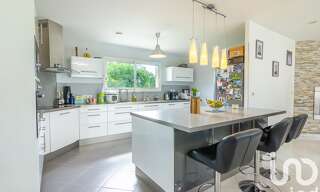 Appartement 5 Pièces 128 m² à vendre à Galgon (33133)