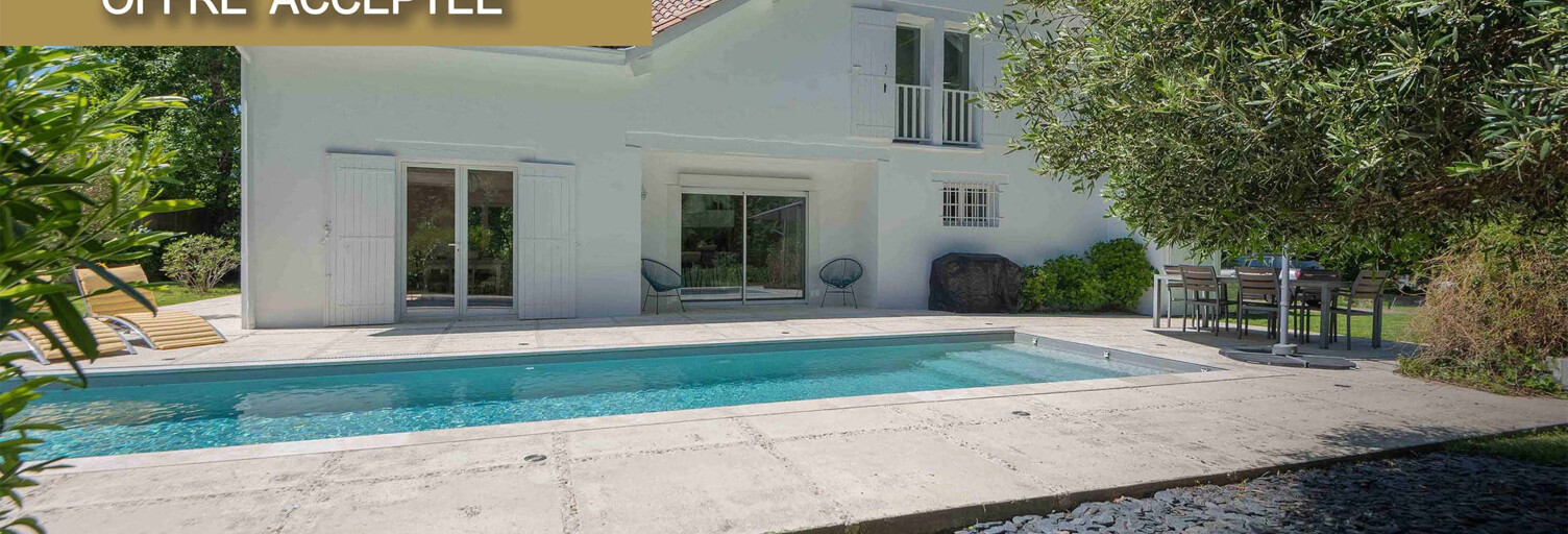 Maison 7 Pièces 225 m² à vendre à Fargues-Saint-Hilaire (33370)