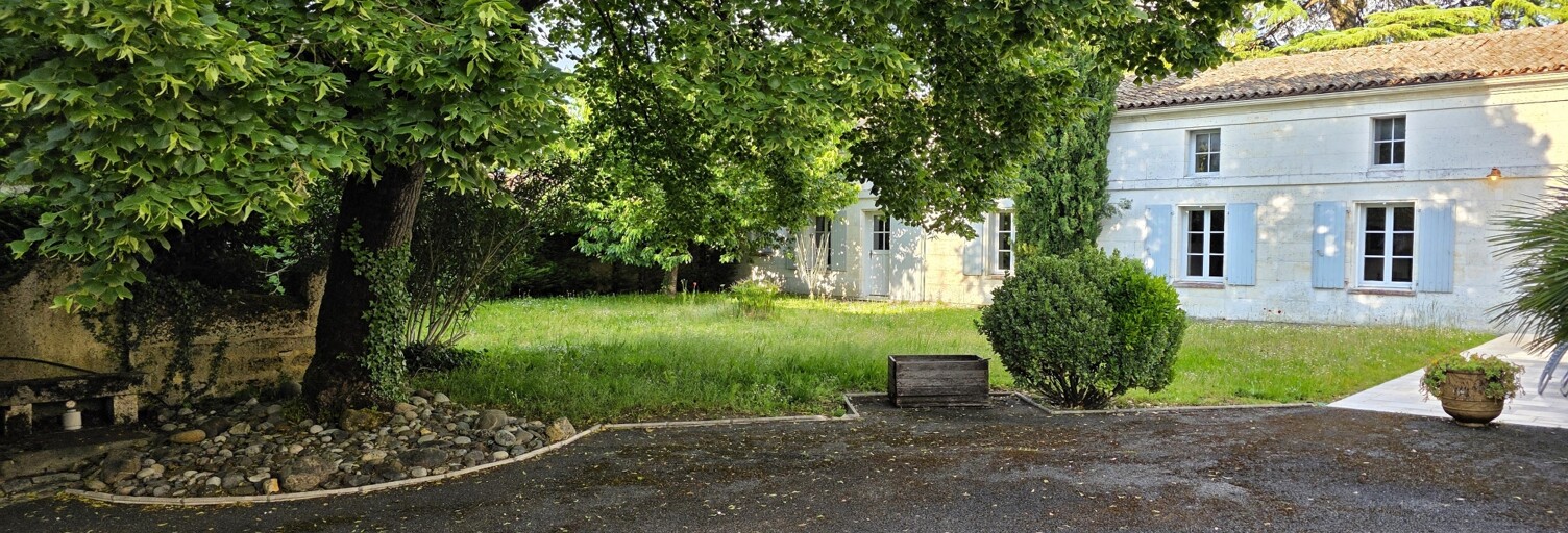 Maison 12 Pièces 380 m² à vendre à La Couronne (16400)