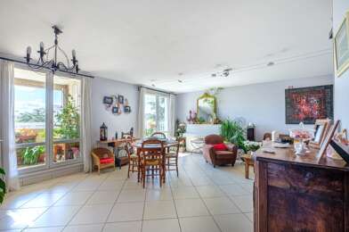 Appartement 4 pièces 221700 €