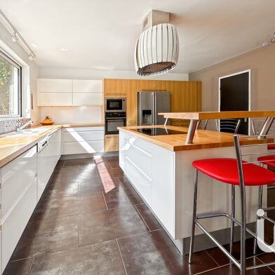 Maison 8 pièces 579000 €