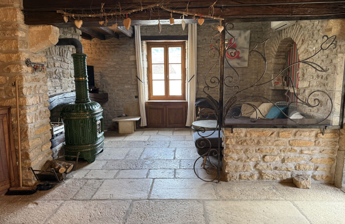 MAISON ANCIENNE IDÉALE POUR UN GÎTE OU UNE MAISON D'HÔTES — photo 3