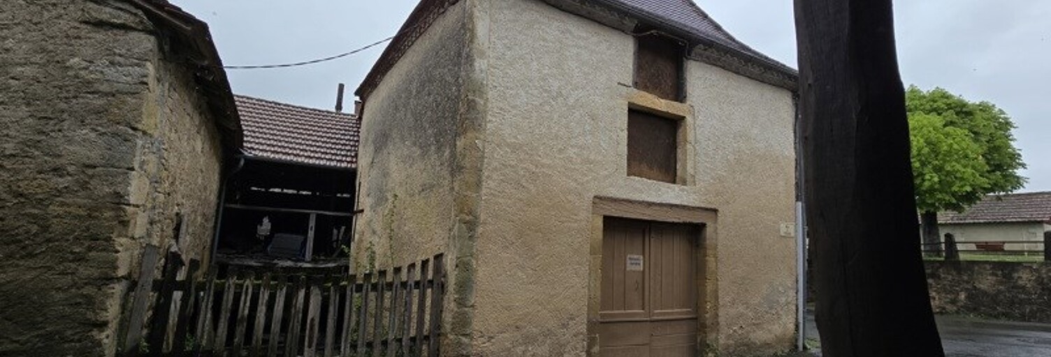 Maison 1 Pièce 42 m² à vendre à Azerat (24210)