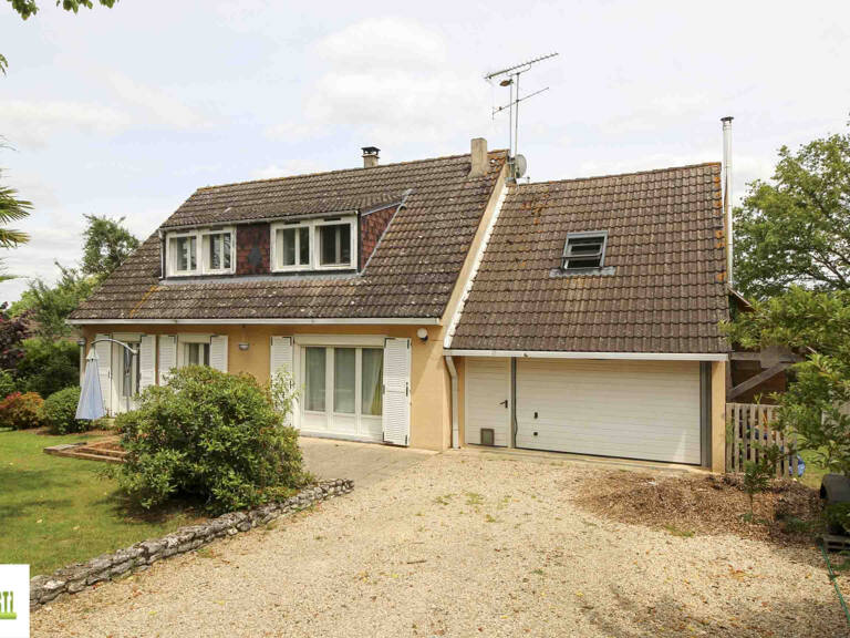 Maison 6 chambres habitable de plain-pied avec jardin — photo 1