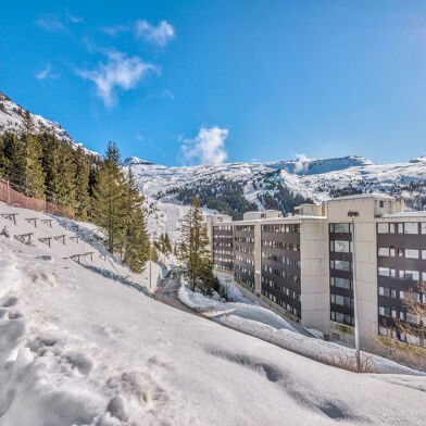 Appartement 3 pièces 111794 €