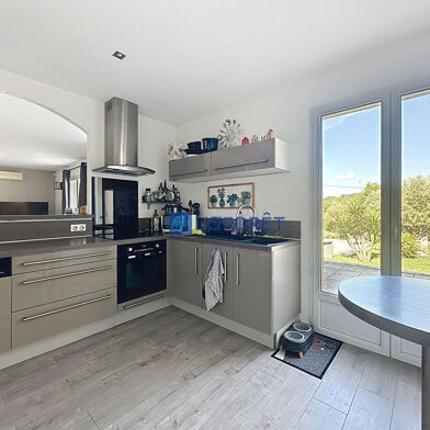 Maison 6 pièces 599000 €