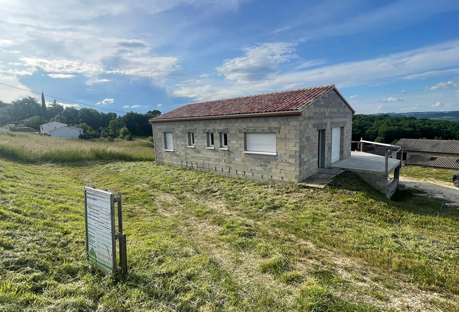 Maison - EN COURS DE CONSTRUCTION - Sainte Colombe En Bruilhois 4 pièce(s) 94 m2 — photo 1