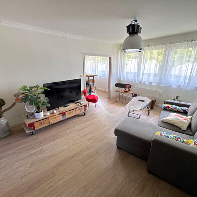 Appartement 4 pièces 265000 €