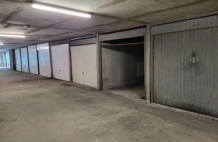 Garage dans copropriété sécurisé — photo 4
