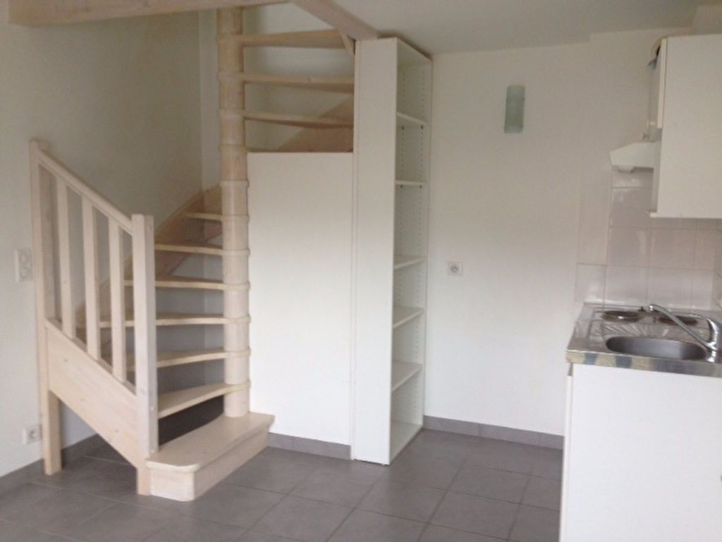 Appartement 2 pièces  à louer Rochelle (La) 17000