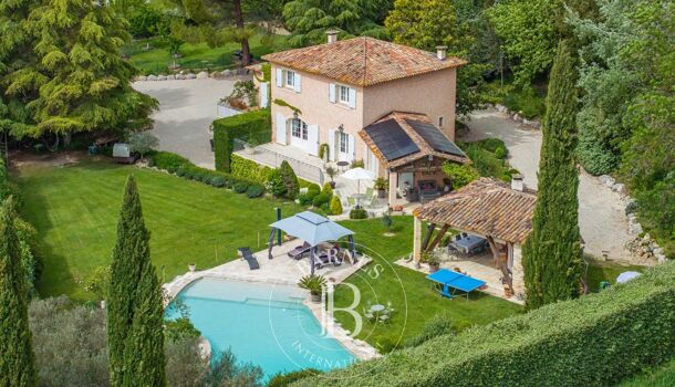 Villa / Maison 7 pièces  à vendre Aix-en-Provence 13100