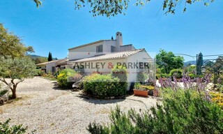 Maison 5 Pièces 212 m² à vendre à Le Muy (83490)