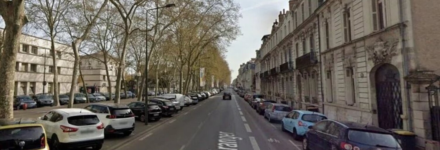 Garage  12 m² à louer à Tours (37100)