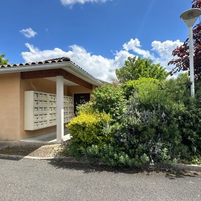 Appartement 2 pièces 74000 €