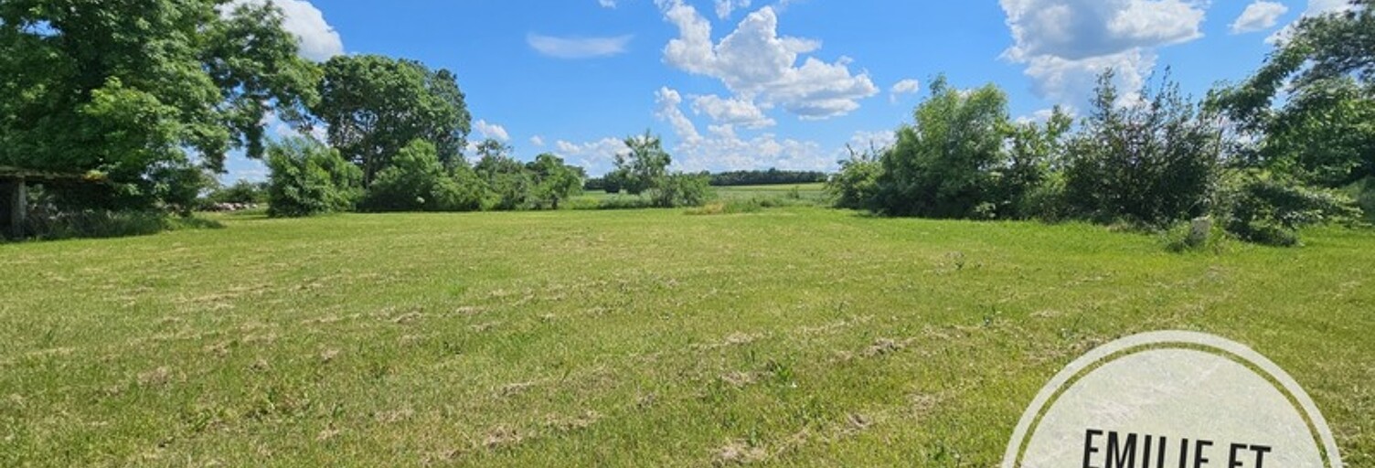 Terrain  865 m² à vendre à Saint-Georges-du-Bois (17700)