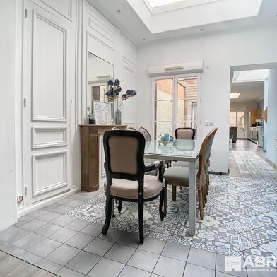Maison 7 pièces 339800 €