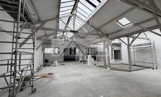 Local industriel  215 m² à vendre à Cachan (94230)