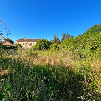Terrain  370000 €