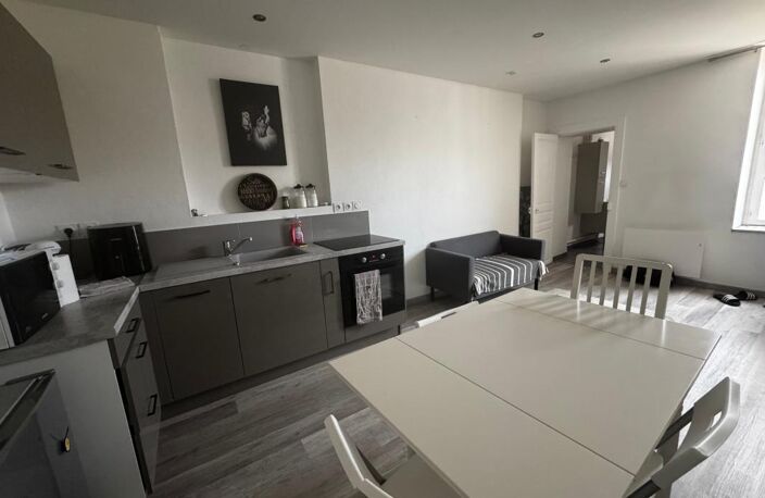Appartement À Louer — photo 2