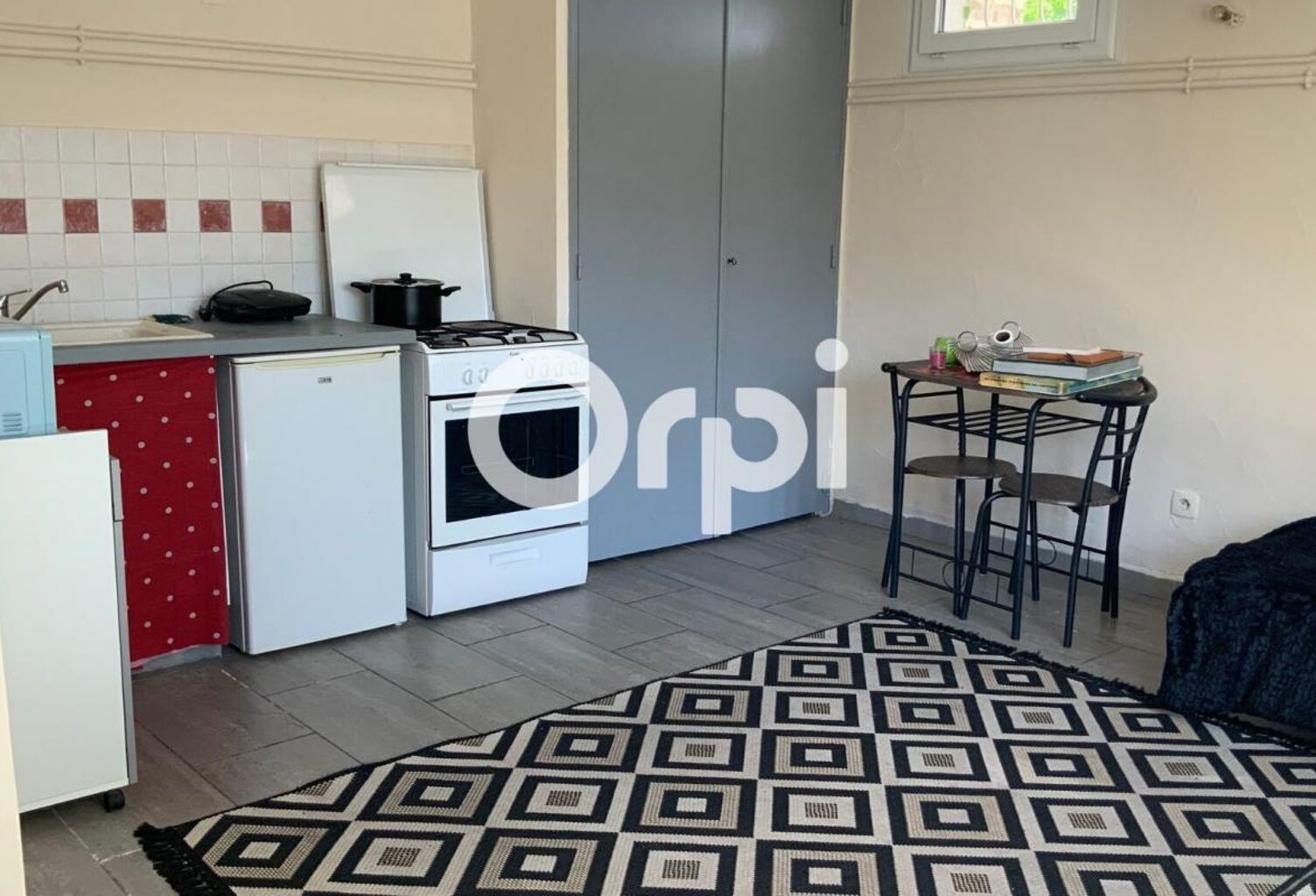 À vendre Studio en bas de villa à La Farlède (83210) — photo 1