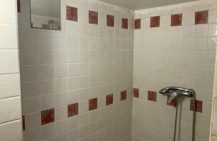 À vendre Studio en bas de villa à La Farlède (83210) — photo 3