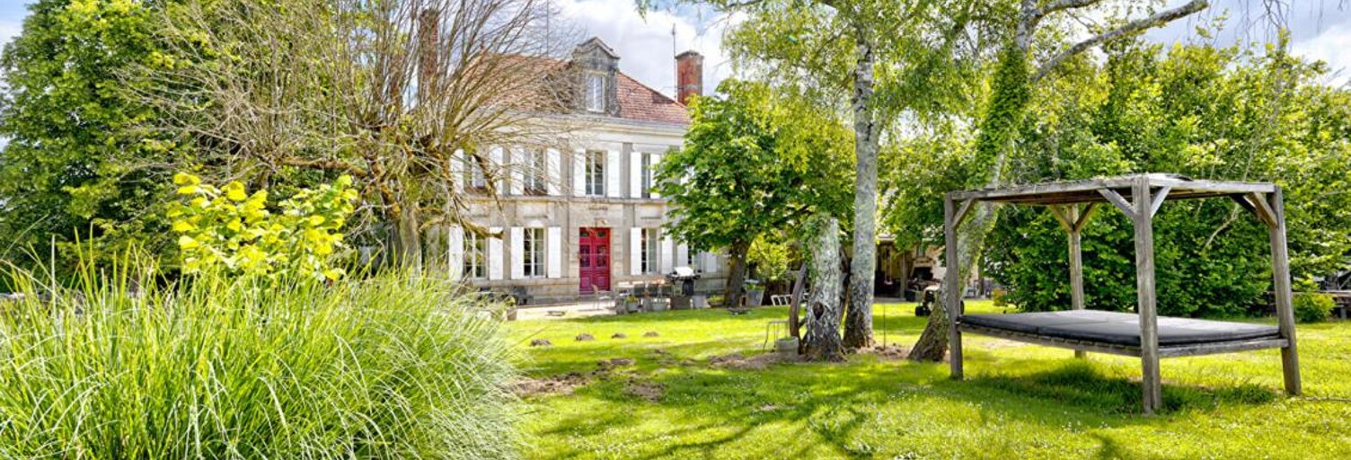 Maison 19 Pièces 590 m² à vendre à Saint-Martin-de-Gurson (24610)