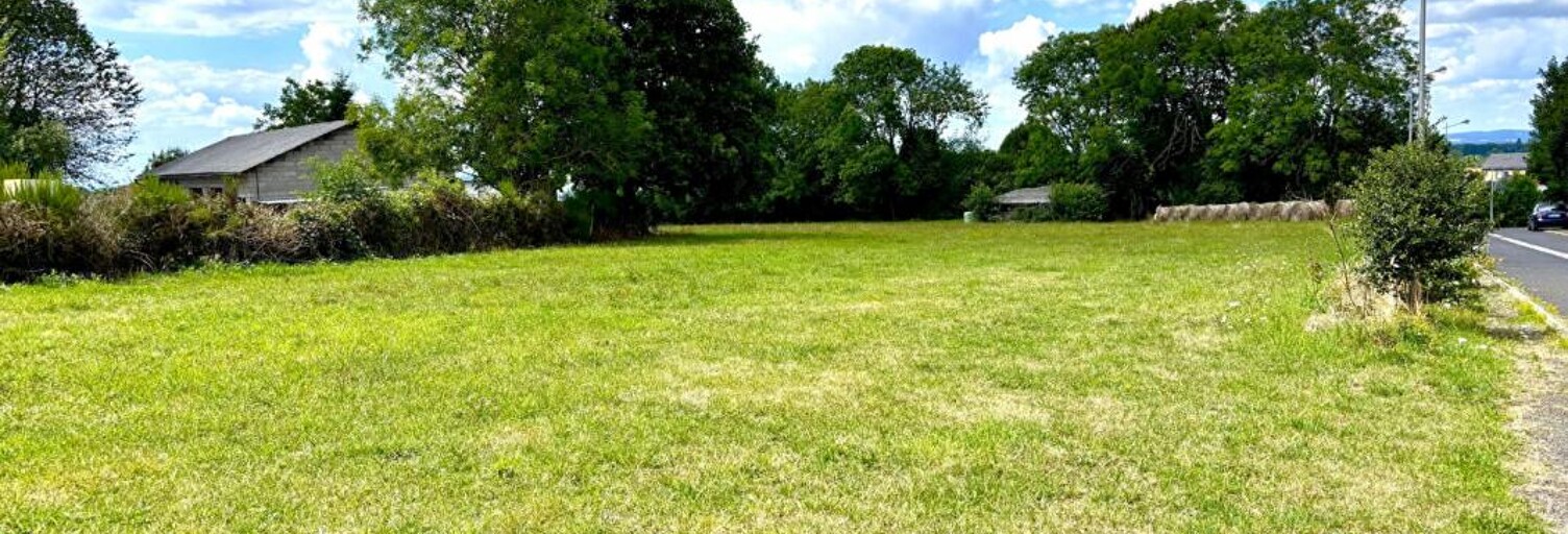 Terrain  3293 m² à vendre à Chapdes-Beaufort (63230)