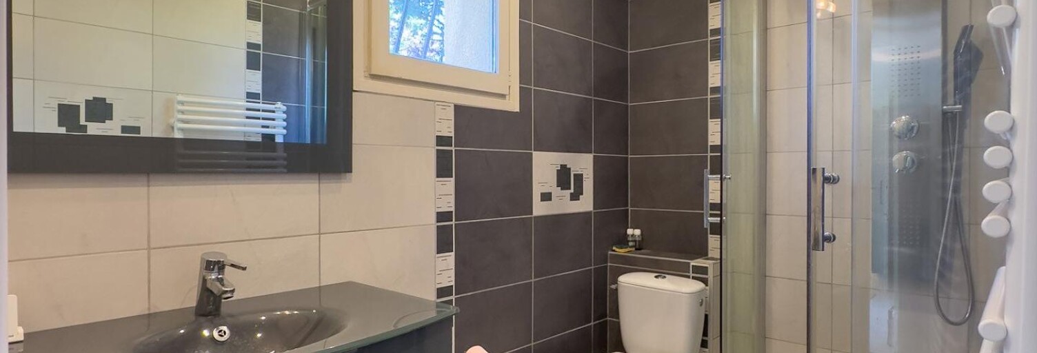 Maison 6 Pièces 195 m² à vendre à Saint-Laurent-du-Var (06700)