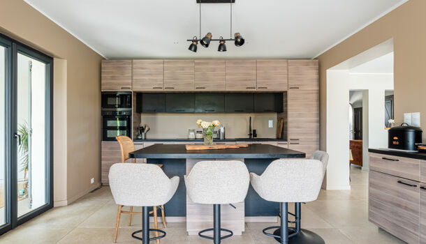 Villa / Maison 8 pièces  à vendre La Ciotat 13600