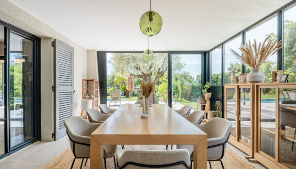 Villa / Maison 8 pièces  à vendre La Ciotat 13600