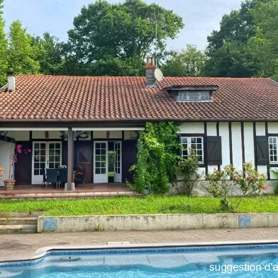 Maison 7 pièces 892500 €