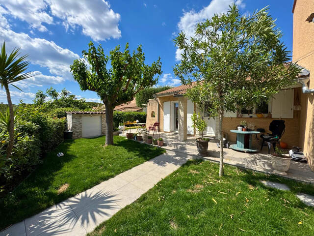 Jacou - Maison six pièces d'environ 123m2 avec piscine sur u — photo du bien